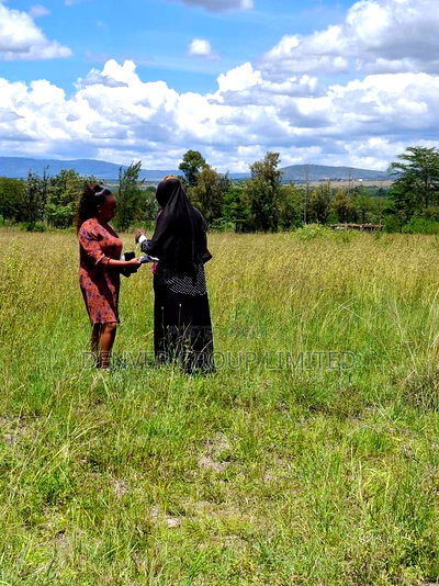 Residential Plots 2.5 Km From The Tarmac In Kamulu Town - Image 2