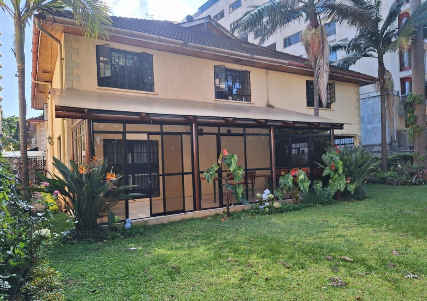 4-Ensuite Townhouse with DSQ & Private Garden - Westlands