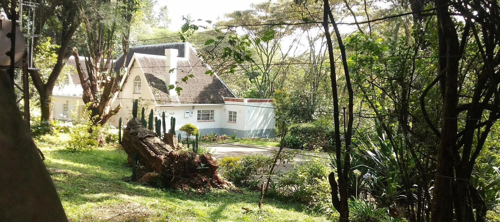 4-Bed Townhouse on 5 Acres Bordering Kenyatta Land – Karen
