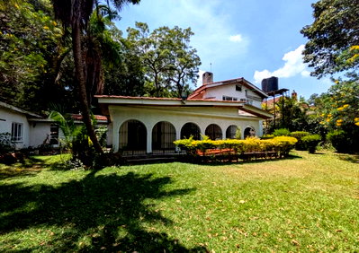 Half Acre 4BR Haven for Rent