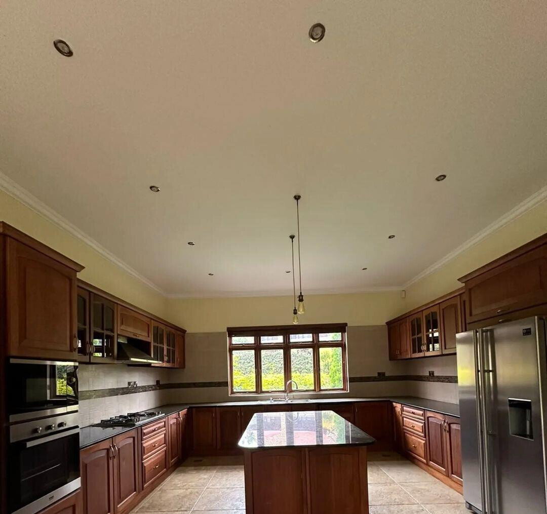 5-Bed Townhouse with Pool & Gym Access – Off Dagoretti Road, Karen