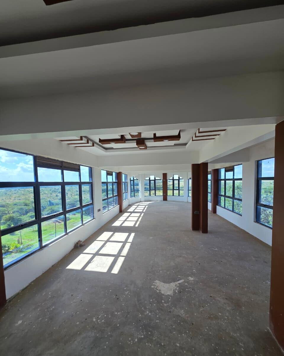 8-Acre Luxury Estate with Garden