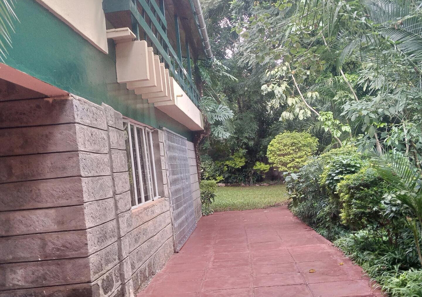 Spacious 5BR Garden Home