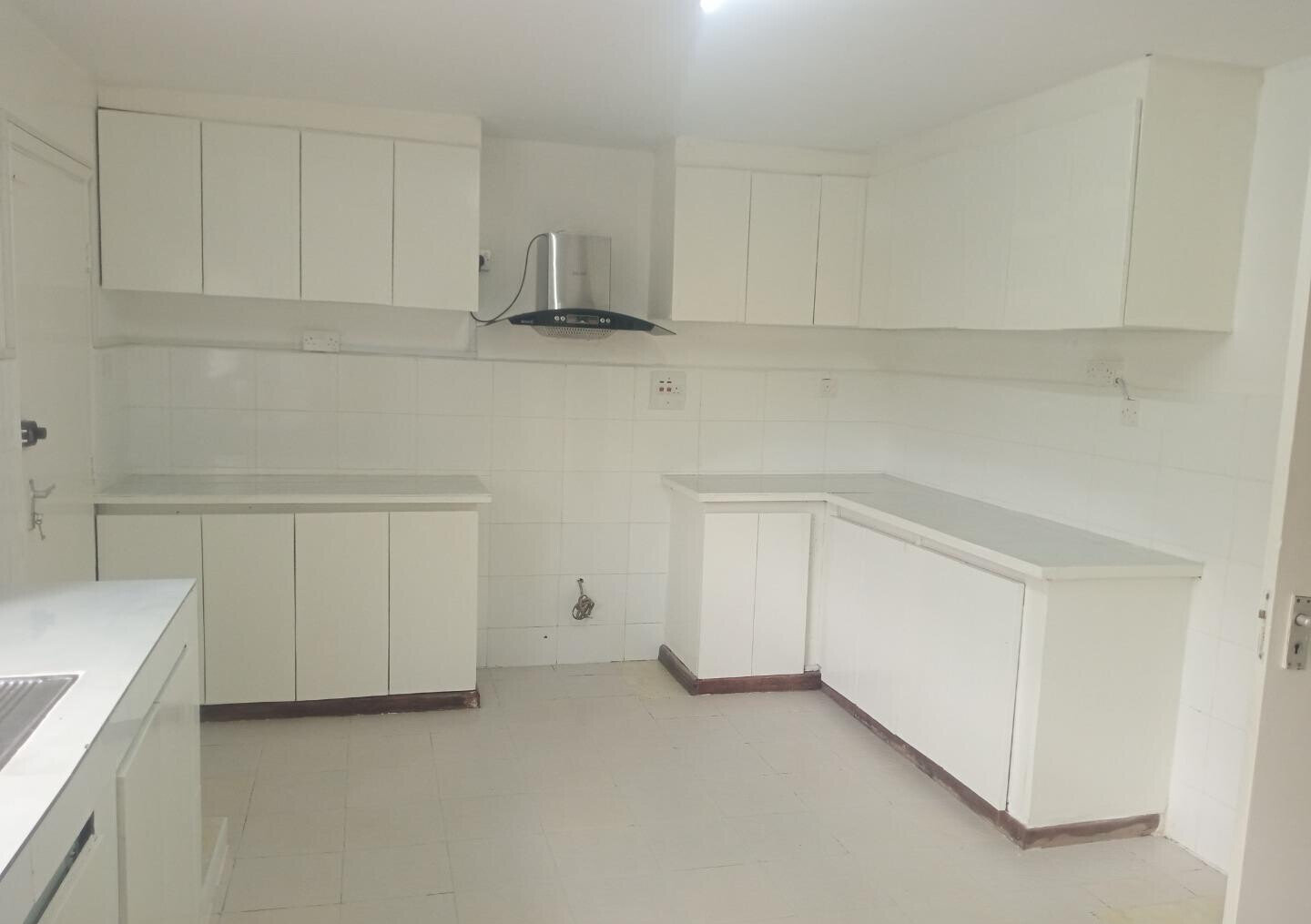 Spacious 5BR Garden Home