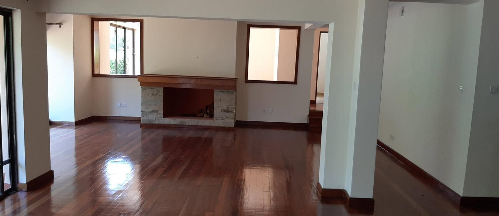 5 En-Suite Townhouse with Servant Quarters & Pool - Kitisuru
