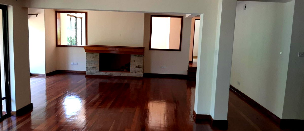 5 En-Suite Townhouse with Servant Quarters & Pool - Kitisuru
