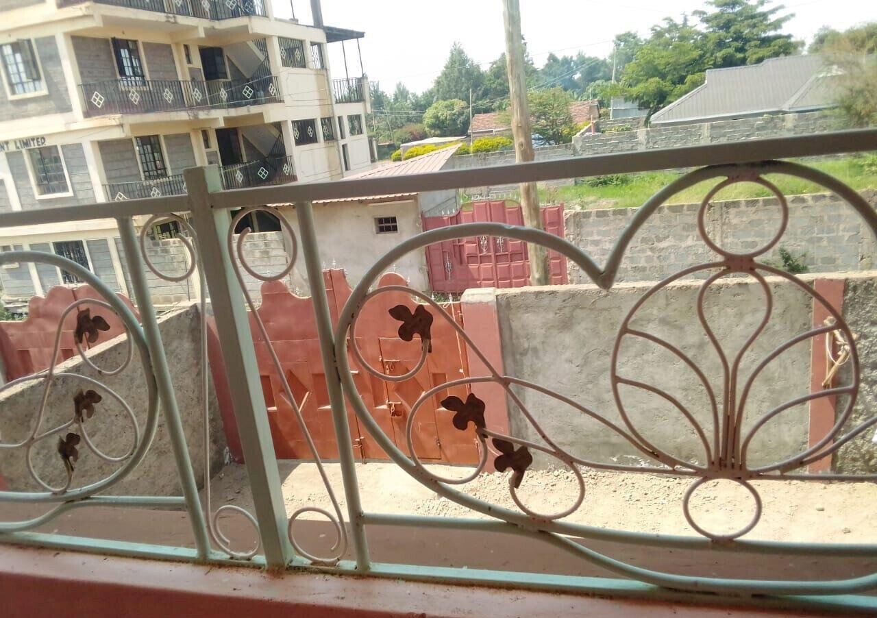 5BR Townhouse with Ready Title & 3-Car Parking - Ruiru