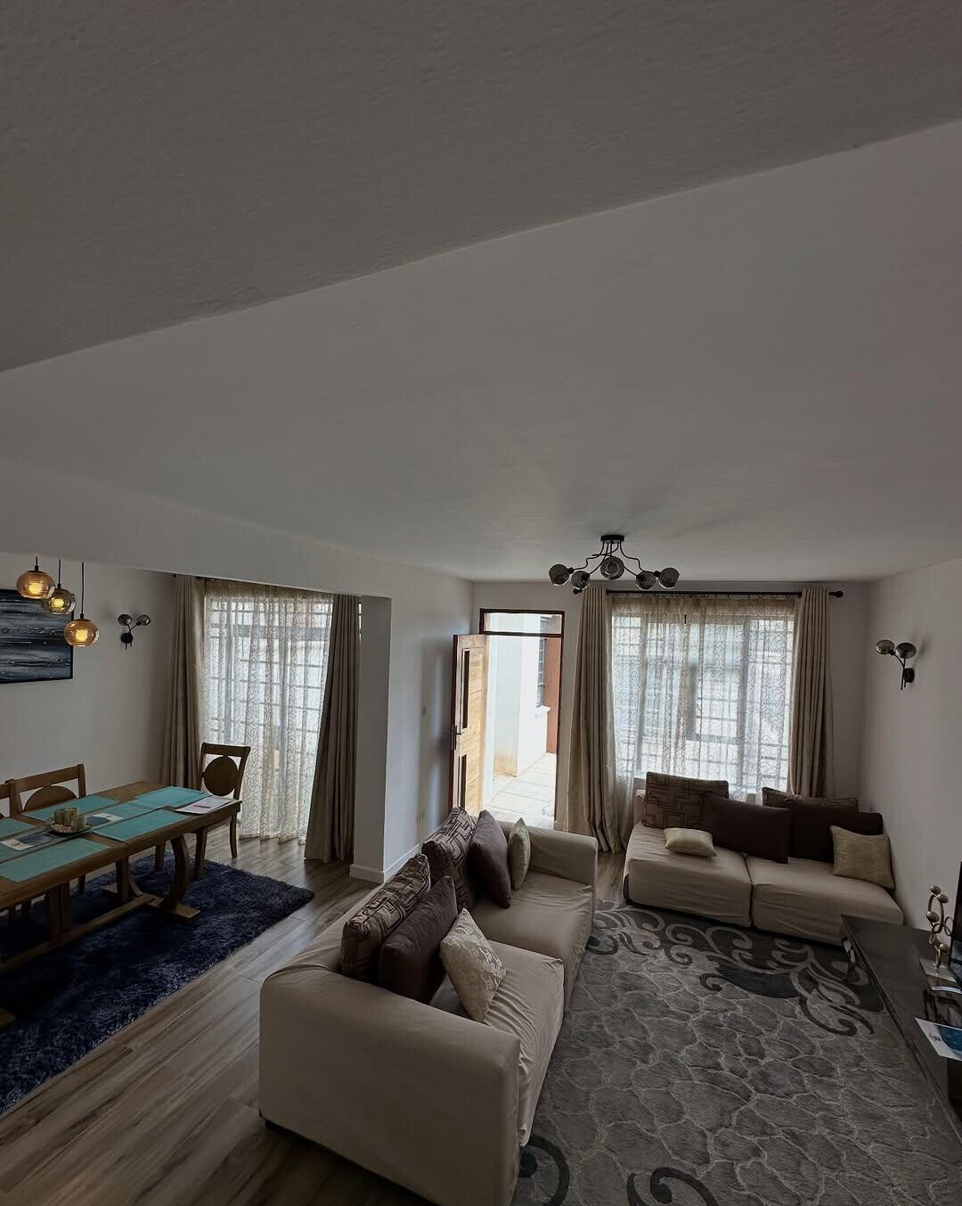 4BR Maisonette with Breakfast Bar & Solar Provision - South C