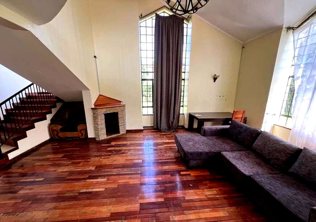 4-Ensuite Villa with DSQ on Half-Acre – Private Gate, Karen