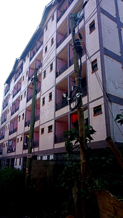 1bdrm Block of Flats in Kinoo, Regen for Sale - Image 2