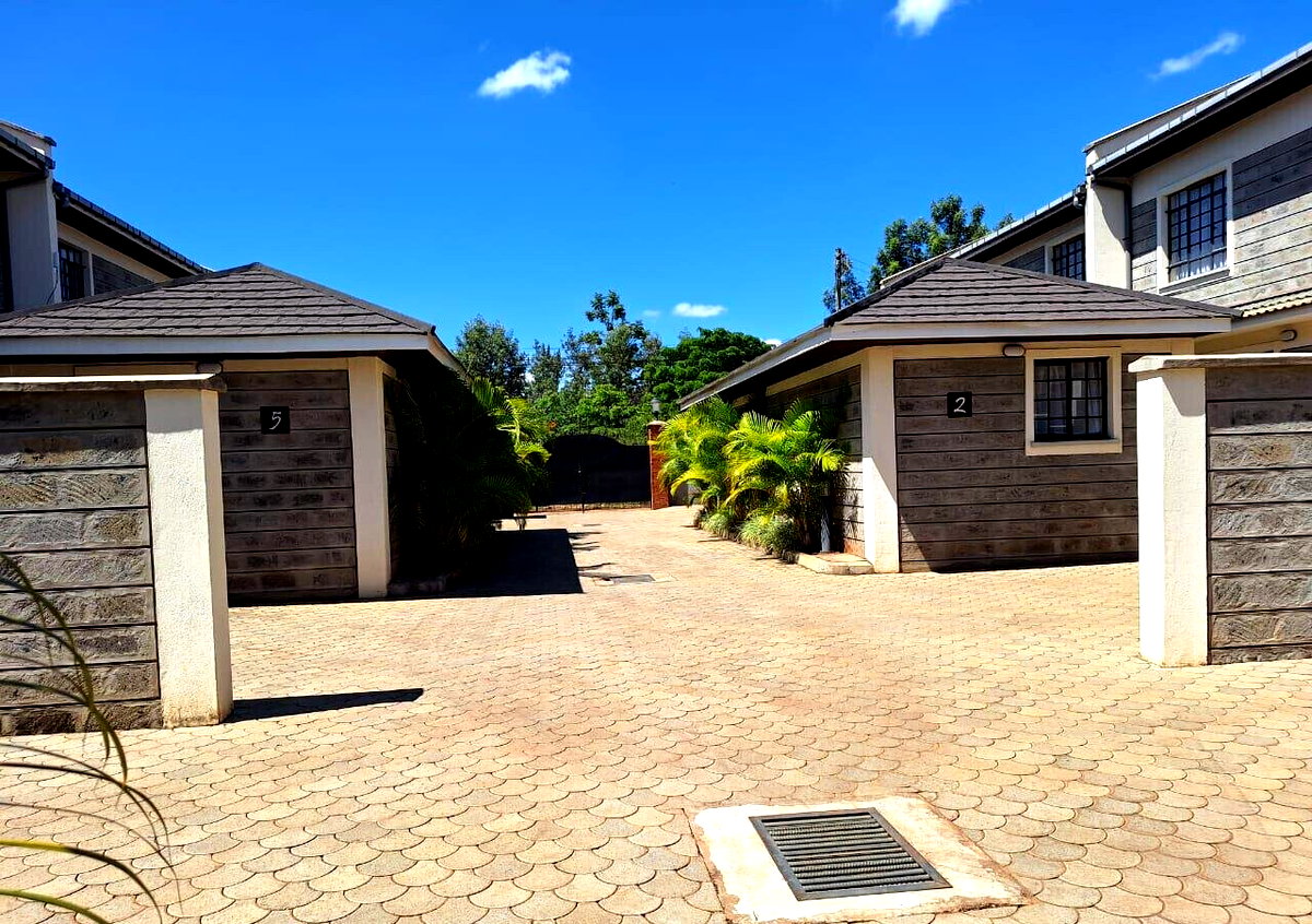 Brand New 4BR All-Ensuite Townhouse with DSQ & Private Garden - Ruiru
