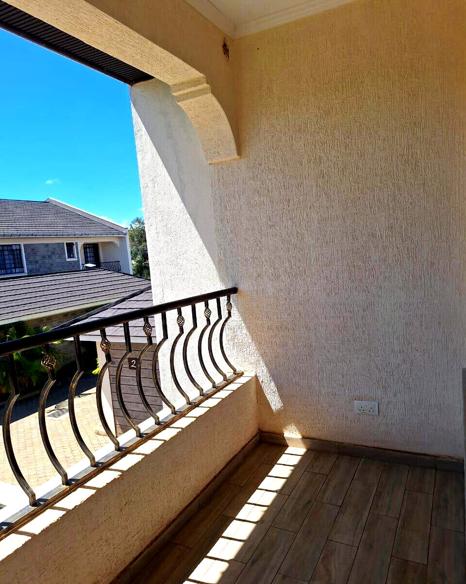 Brand New 4BR All-Ensuite Townhouse with DSQ & Private Garden - Ruiru