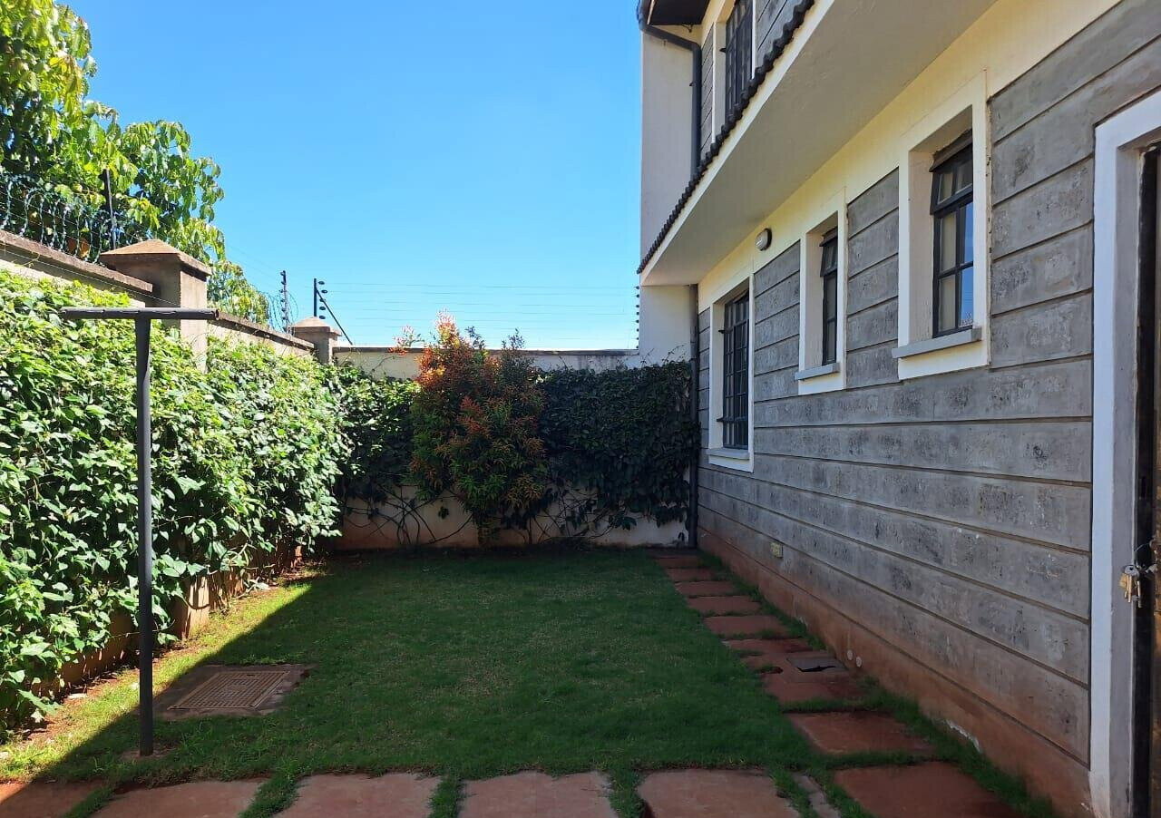Brand New 4BR All-Ensuite Townhouse with DSQ & Private Garden - Ruiru
