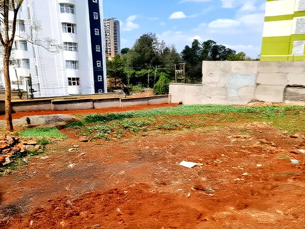 Lavington: 1.3 Acre for Sale