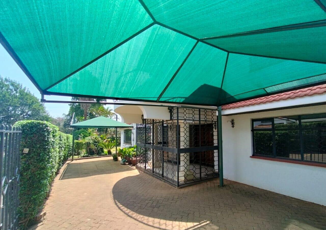 5BR Townhouse with Jacuzzi & Etched Glass Terrace - Westlands