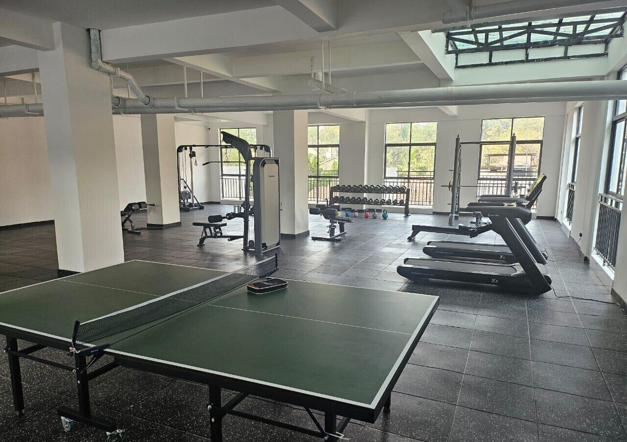 3BR Orchid Residency with Rooftop Pool & City Views - Westlands