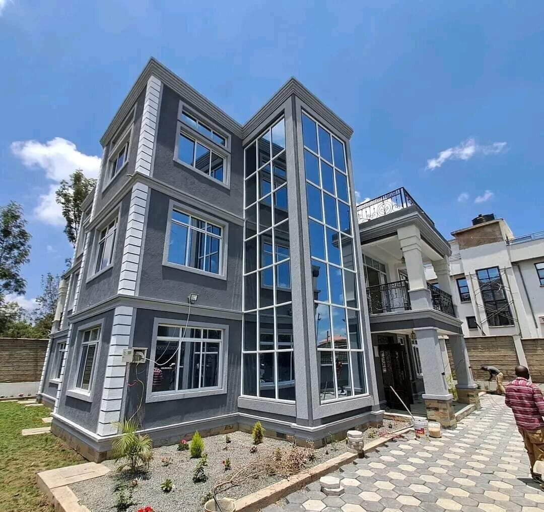6BR All-Ensuite Villa with Heated Pool & Solar - Ngong