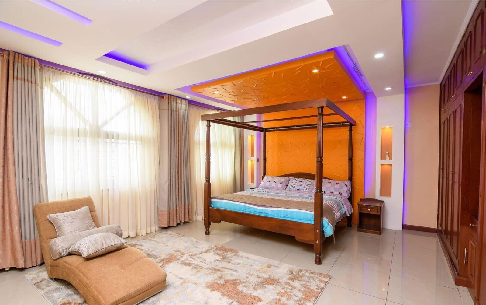 4BR Townhouse Steps from Nyali Beach - Gated Community