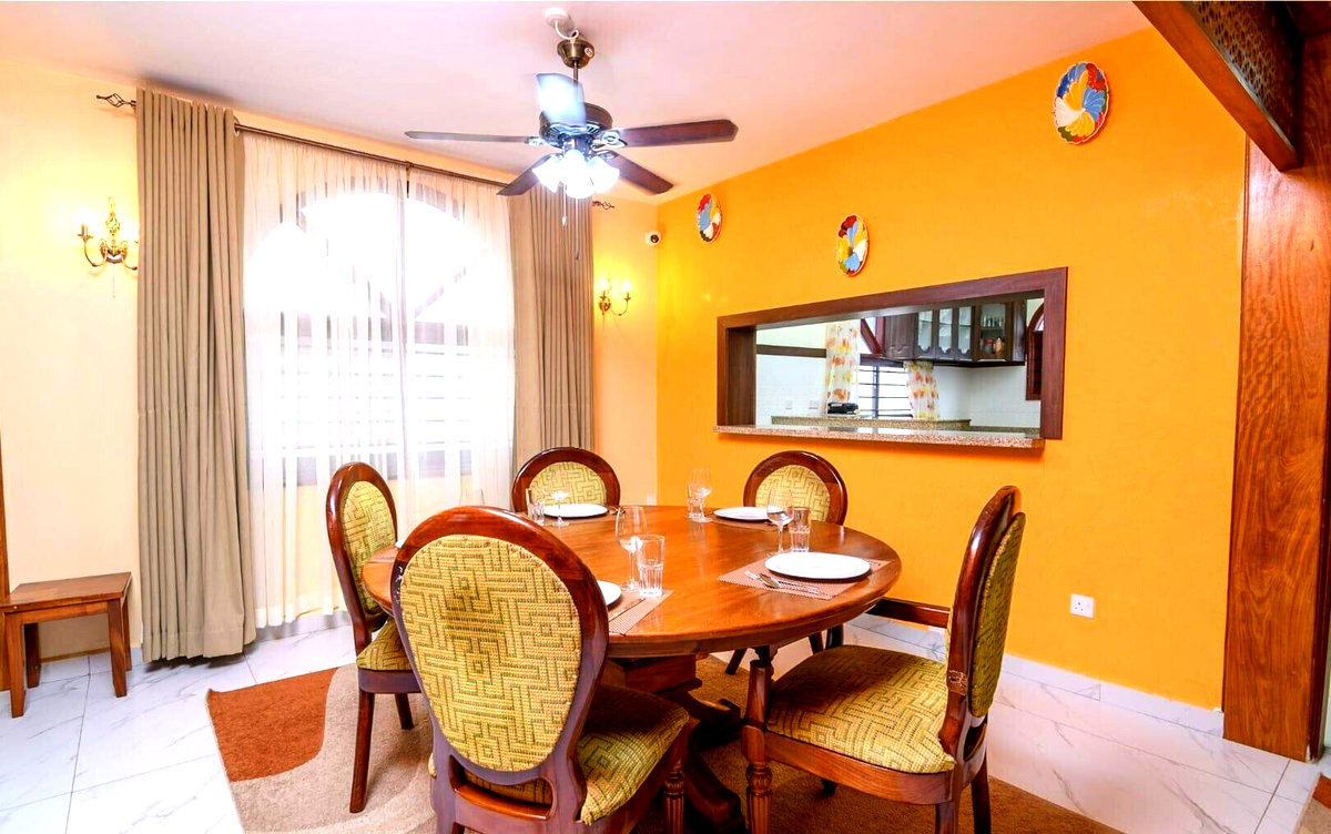 4BR Townhouse Steps from Nyali Beach - Gated Community