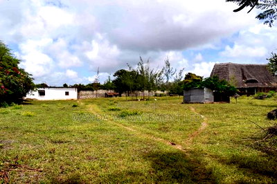 Plot in Marine Park Malindi - Image 2