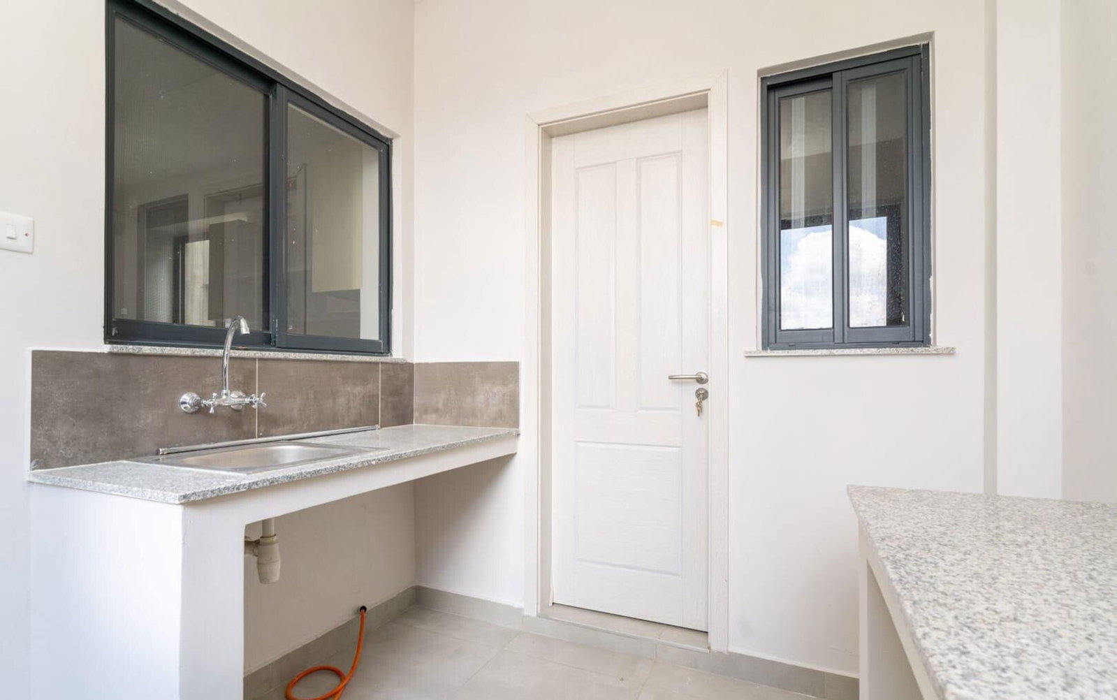 2BR All-Ensuite with DSQ & Rooftop Pool - Kileleshwa