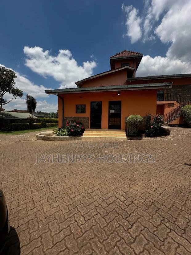 6bdrm House in Ridgeways for sale