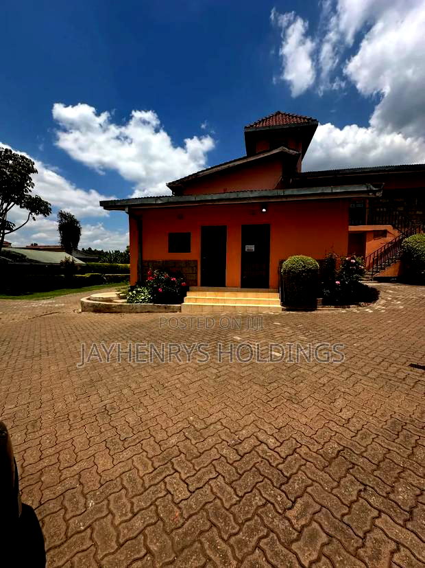 6bdrm House in Ridgeways for sale