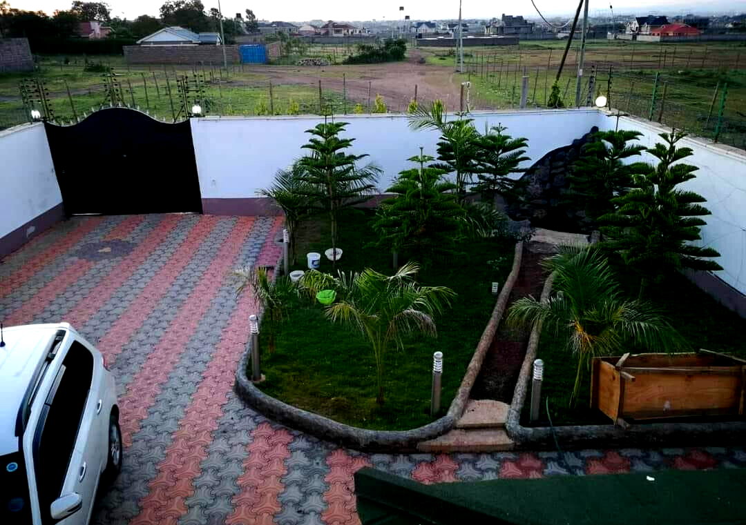 4BR Standalone Home with Gym & DSQ on Corner Plot - Utawala