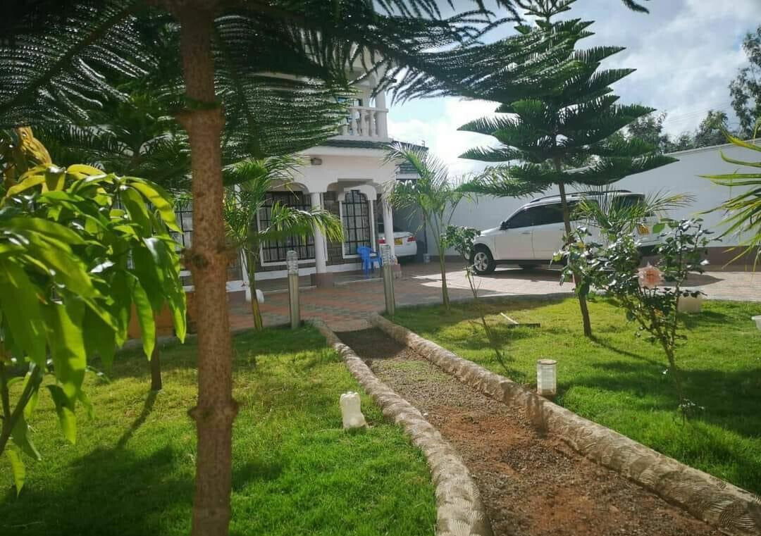4BR Standalone Home with Gym & DSQ on Corner Plot - Utawala
