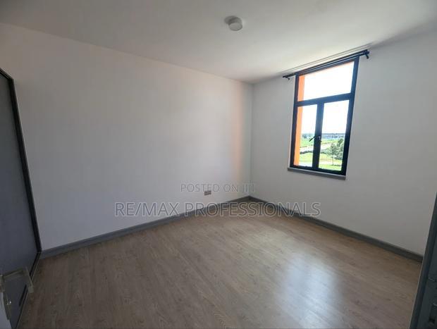 2bdrm Apartment in Maisha Mapya, Ruaka for sale