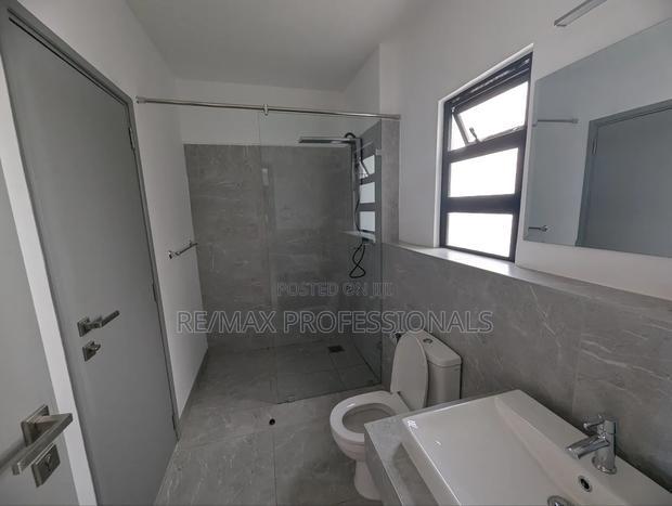 2bdrm Apartment in Maisha Mapya, Ruaka for sale