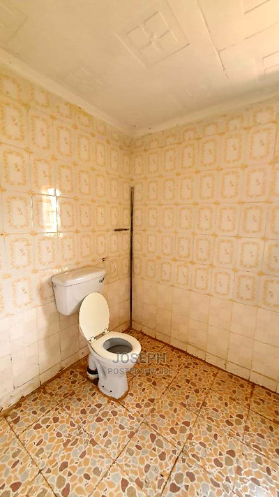 3bdrm Bungalow in Bendor Estate for Sale - Image 6