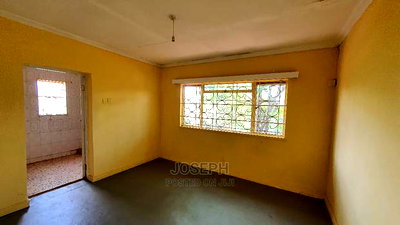 3bdrm Bungalow in Bendor Estate for Sale - Image 14