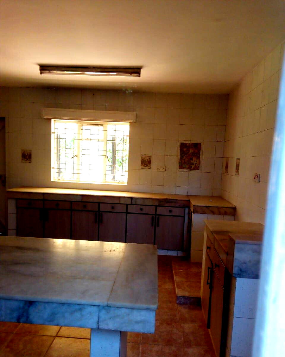 4-Ensuite Townhouse with Cabro Driveway - Lavington Gated