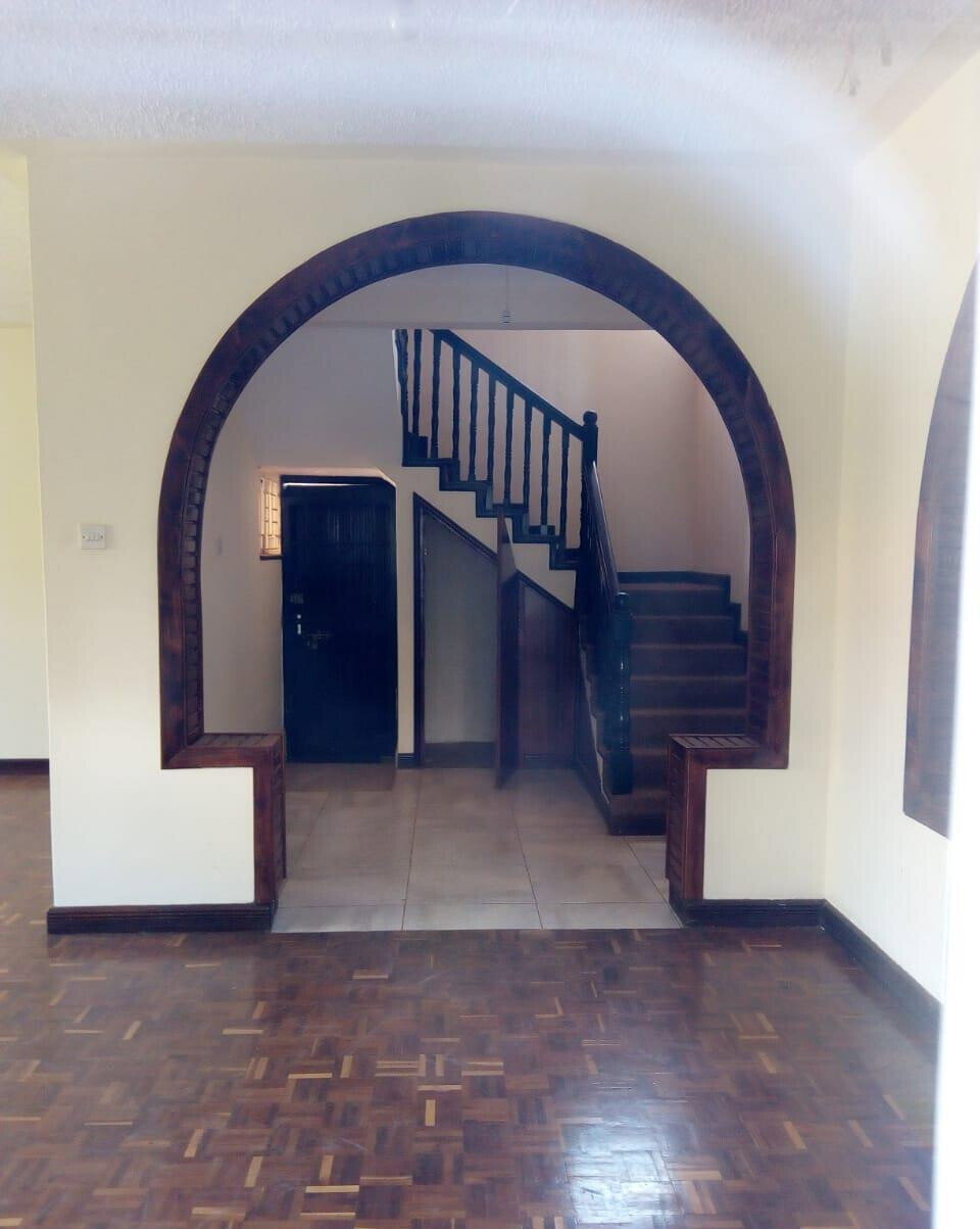 4-Ensuite Townhouse with Cabro Driveway - Lavington Gated