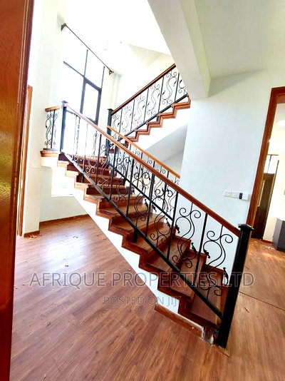 5bdrm Mansion in Membley for rent - Image 8