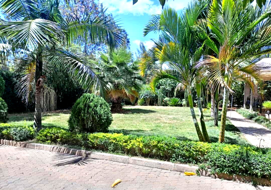 5-Ensuite Villa with Jacuzzi & Clubhouse – Karen