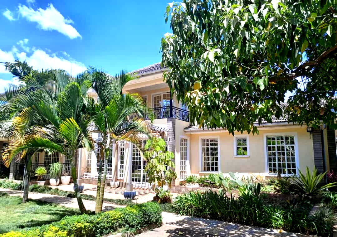 5-Ensuite Villa with Jacuzzi & Clubhouse – Karen