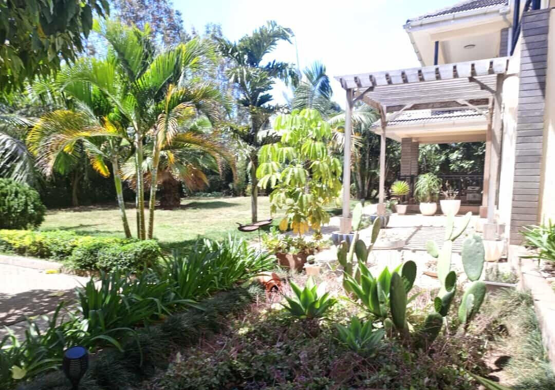 5-Ensuite Villa with Jacuzzi & Clubhouse – Karen