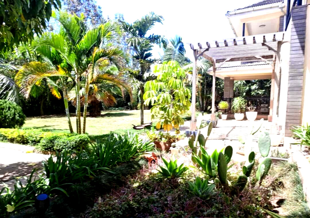 5-Ensuite Villa with Jacuzzi & Clubhouse – Karen