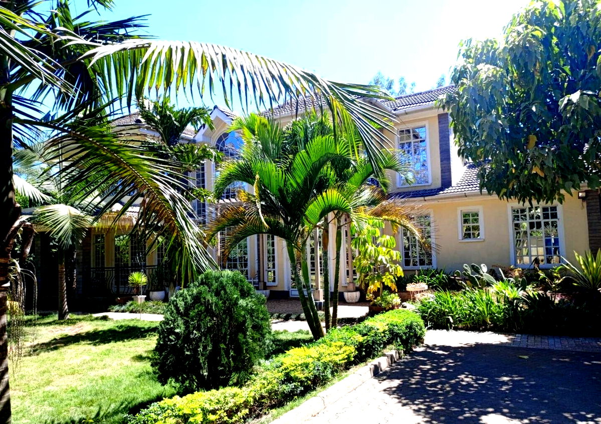 5-Ensuite Villa with Jacuzzi & Clubhouse – Karen