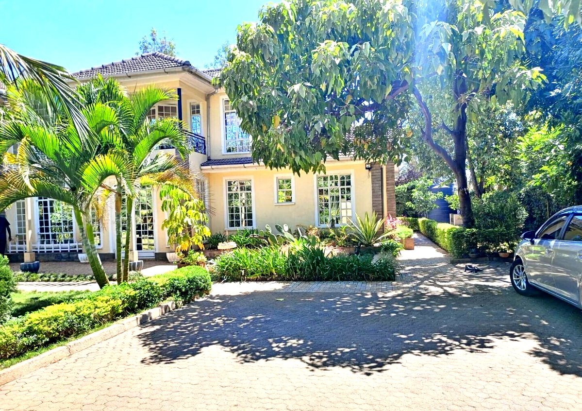 5-Ensuite Villa with Jacuzzi & Clubhouse – Karen