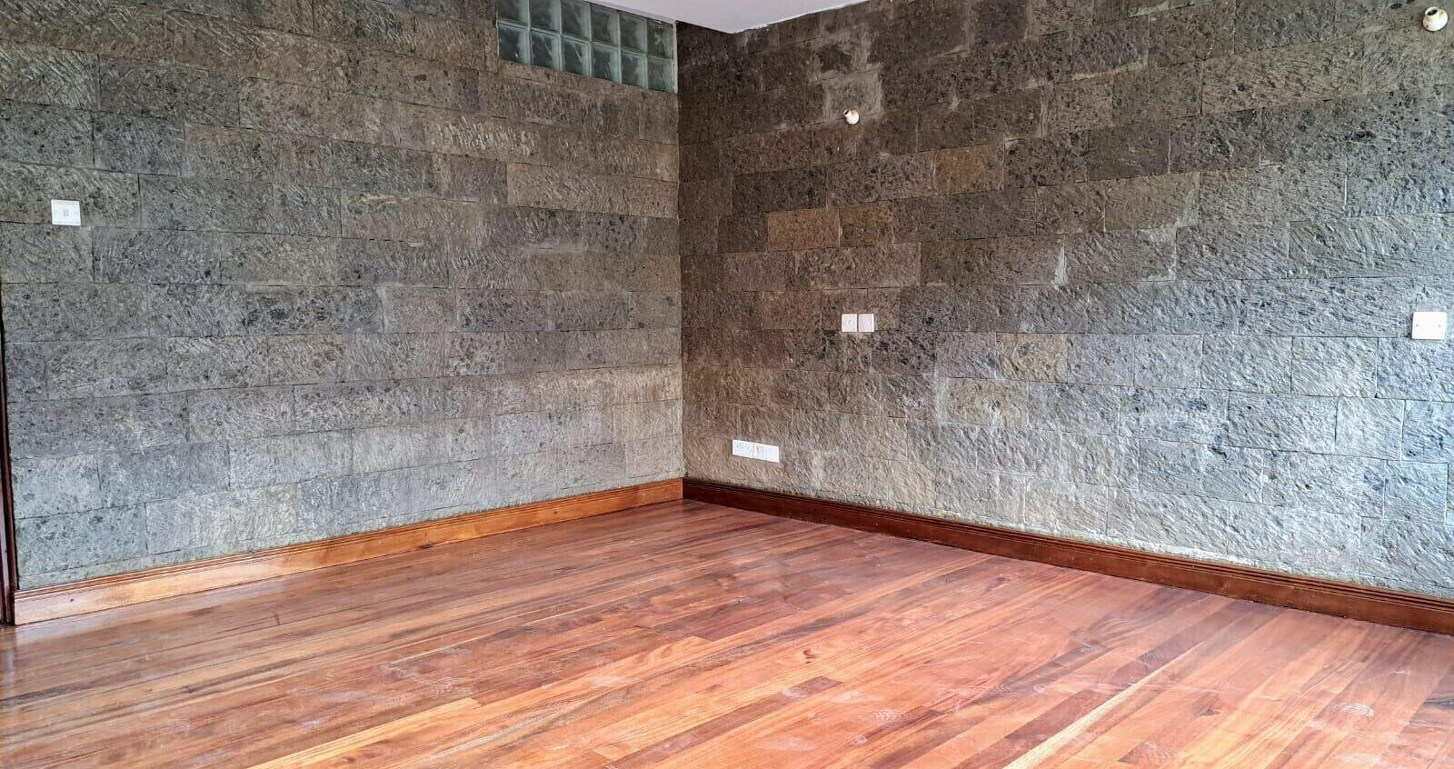 Ground Floor 4-Bed Duplex with Private Backyard - Lavington