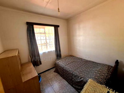 4bdrm Bungalow in Loresho for sale - Image 8