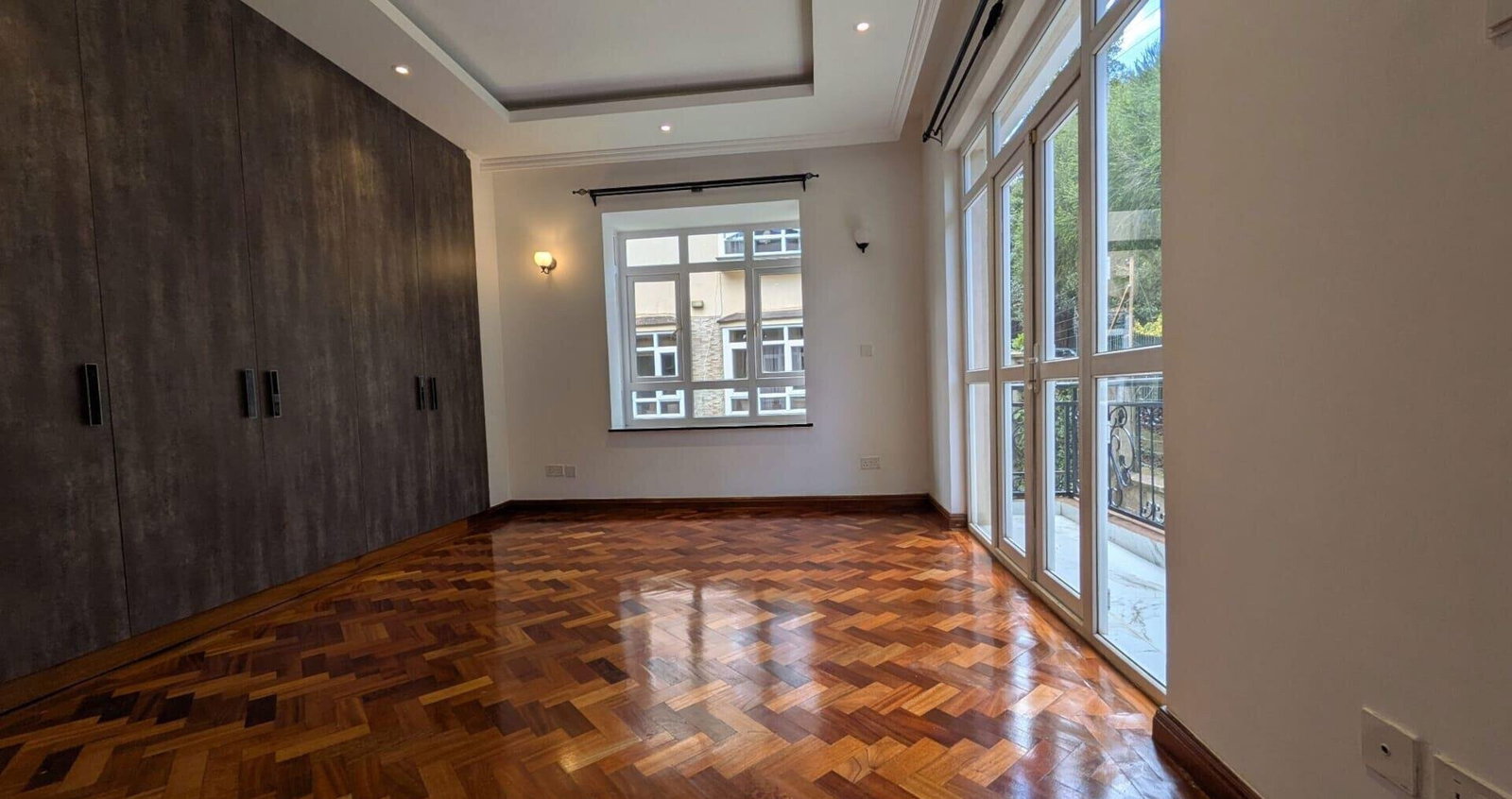 5BR Luxury Home at KSh 400K