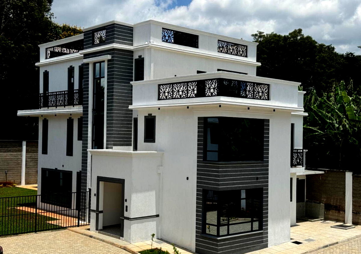 KSh 182M 5BR Townhouse with Garden