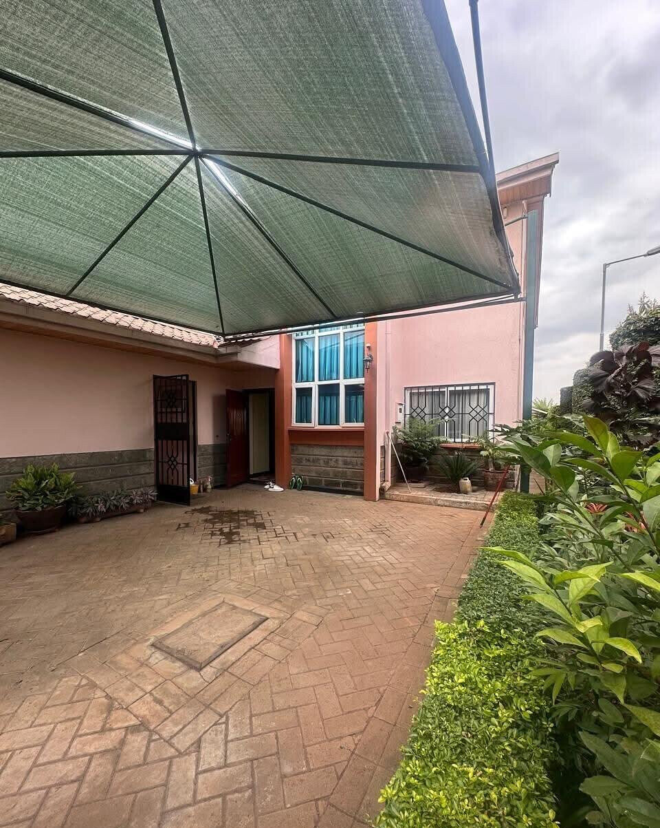 4BR Maisonette with DSQ & Shared Pool – Langata Gated Community