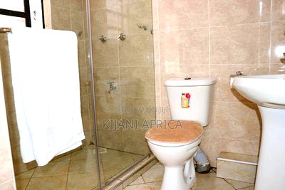 4bdrm Bungalow in Kenyatta Road / Theta for rent - Image 7