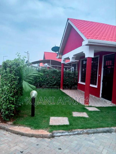 4bdrm Bungalow in Kenyatta Road / Theta for rent - Image 2