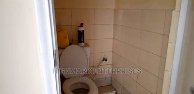 13515 Sq Feet Godown to Let - Image 9